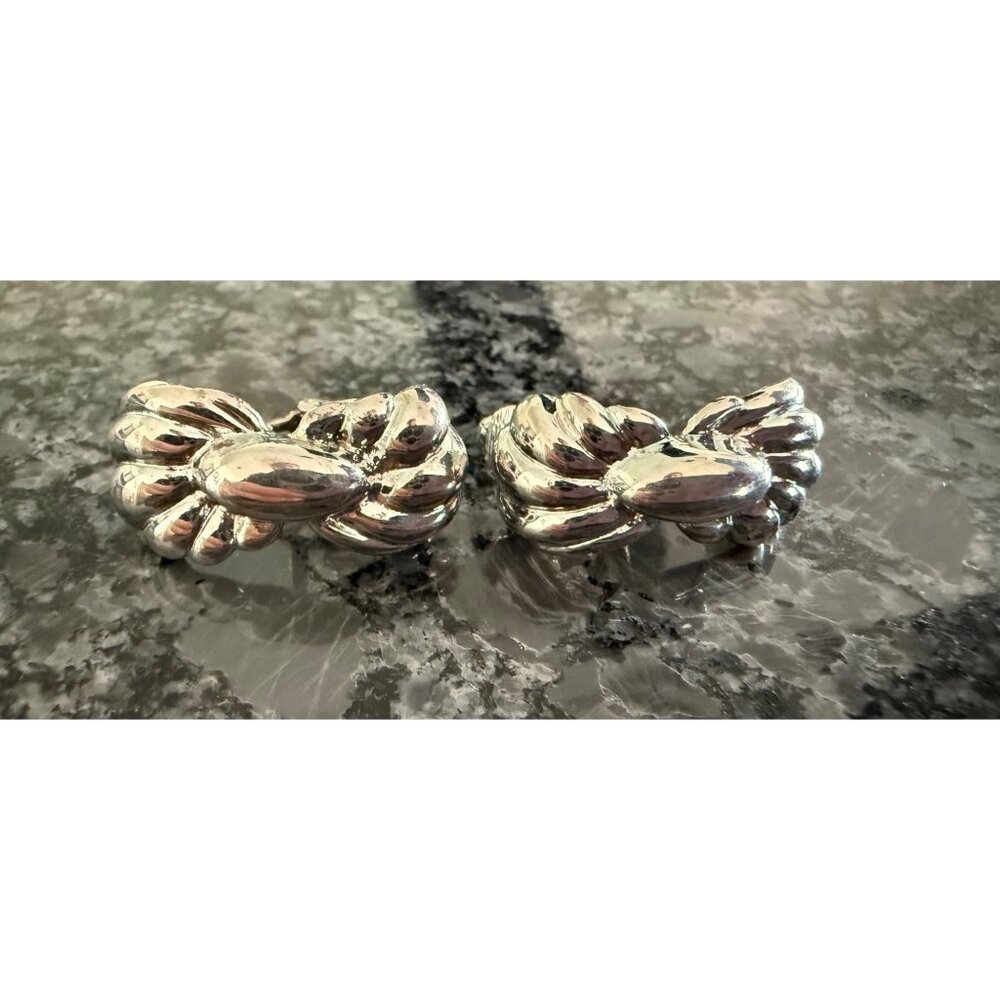 Vintage Cacharel Silver-Tone Clip-On Earrings Leaf Design Womens Jewelry Elegant